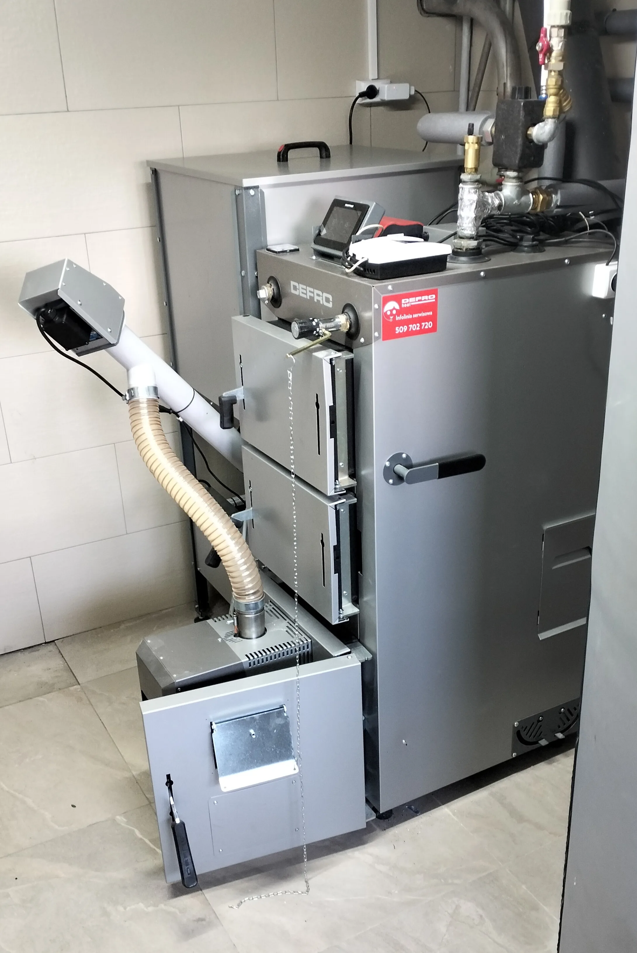 Kotłownia z kotłem Defro Firewood Duo 15 kW